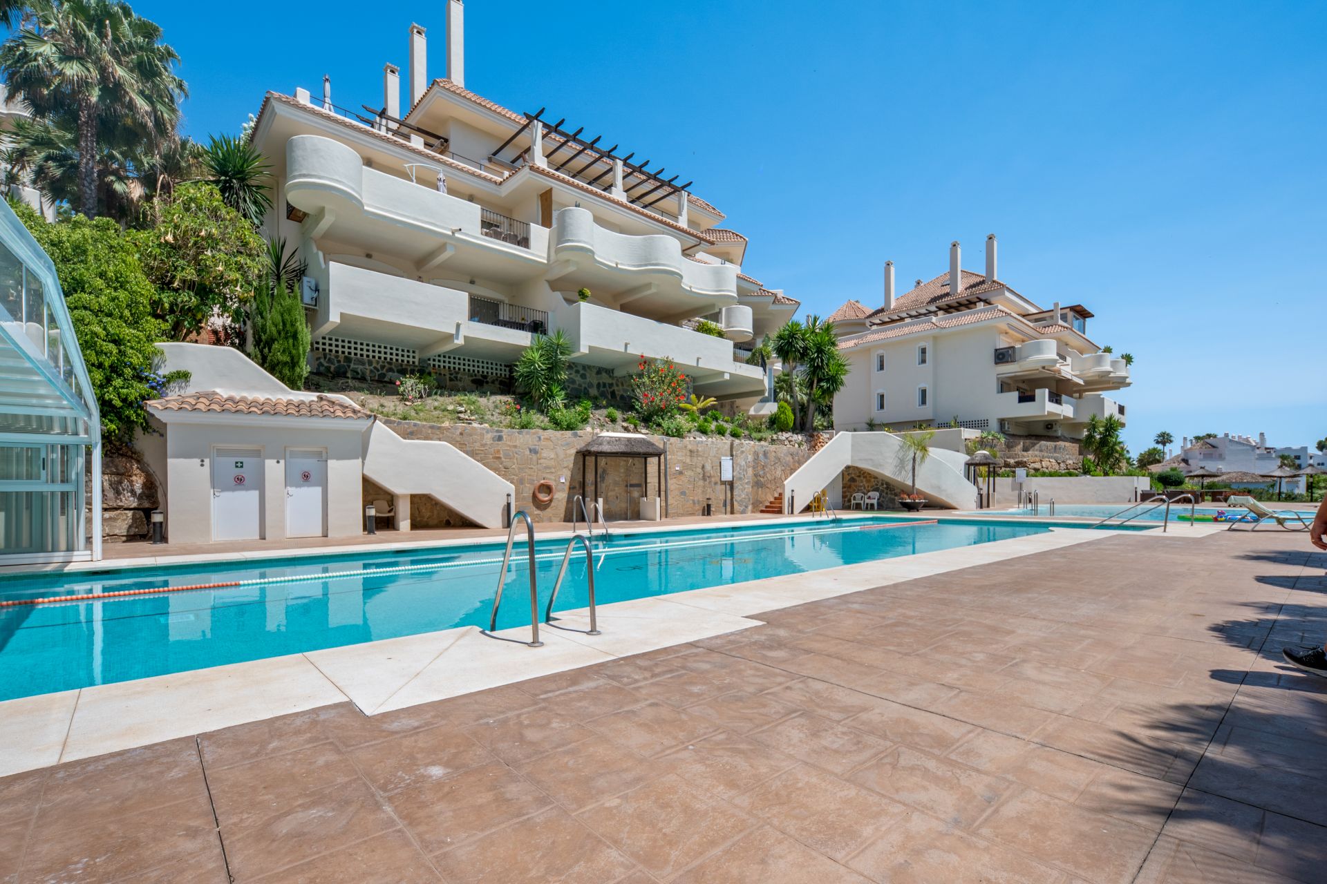Aloha Hill 101_Penthouse duplex de lux în Aloha Hill Club, Nueva Andalucía
