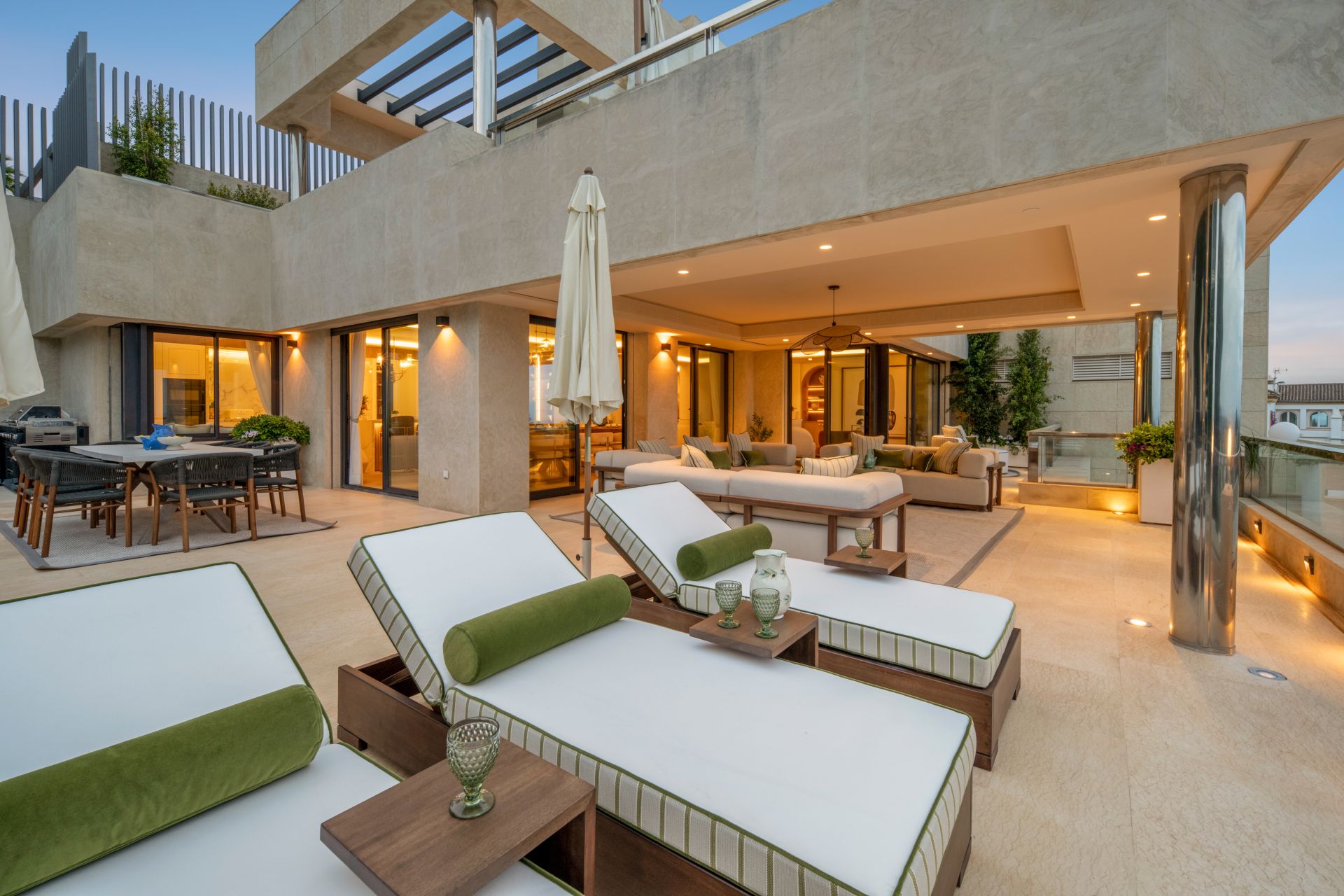 Feroz – Duplex Penthouse de lux în Los Arrayanes, Nueva Andalucía 3