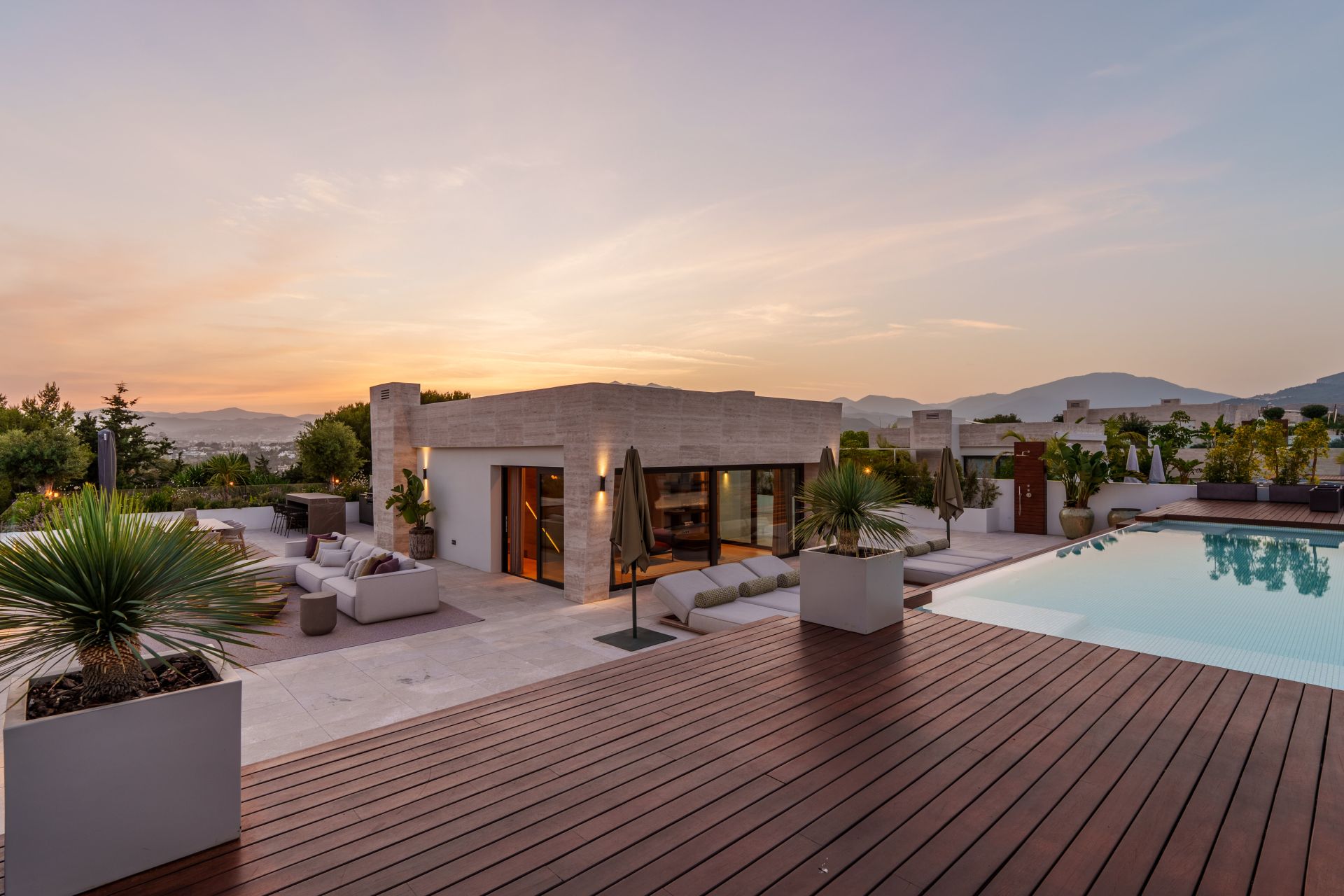 Skyvilla 6 – Duplex penthouse excepțional în Epic Marbella 2